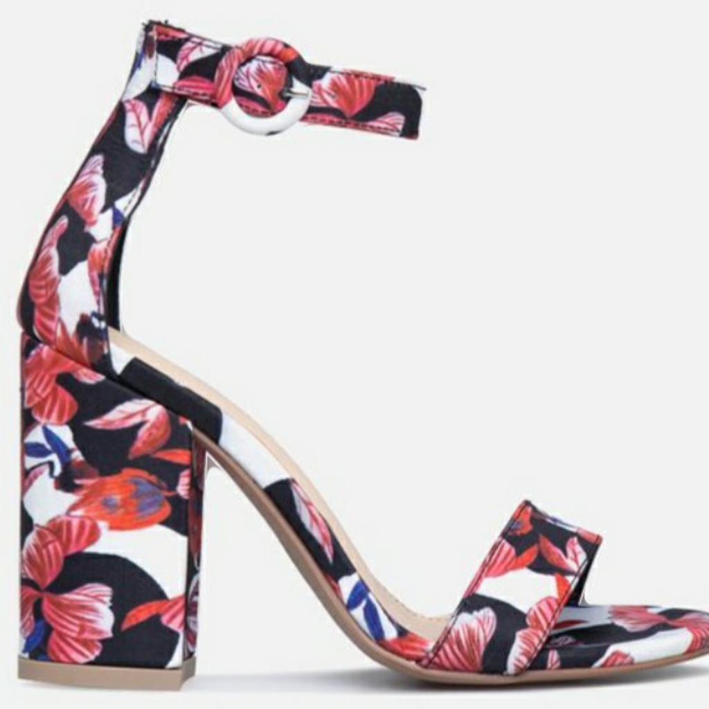 Shoe Dazzle Doreen Floral Chunky Heel Sandal Sz 6